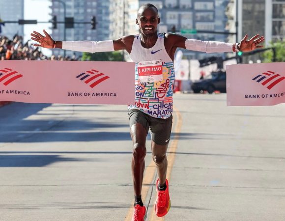 Jacob Kiplimo Wins the Chicago Marathon 2025